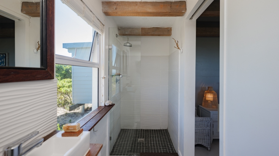 2 Bedroom Property for Sale in Suiderstrand Western Cape